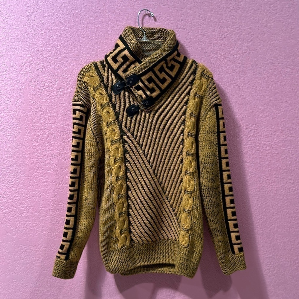 LECCO’S Men’s Mustard Yellow/Black Sweater XL